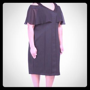 S. L. Fashion Plus 14W Black V-Neck Midi Dress.